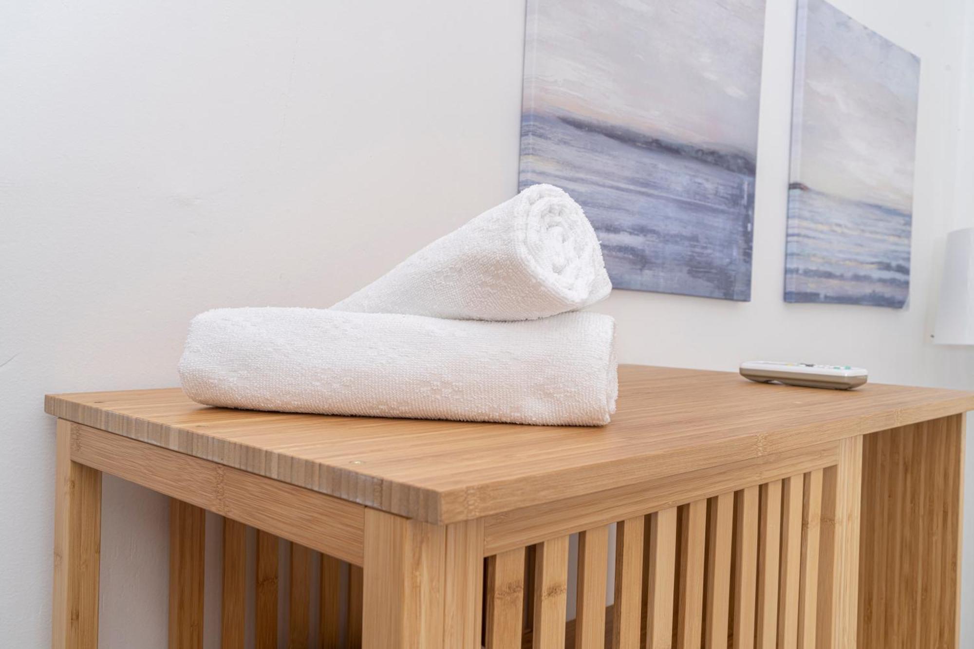 Private Room In Shared Flat Nicosia Ngoại thất bức ảnh